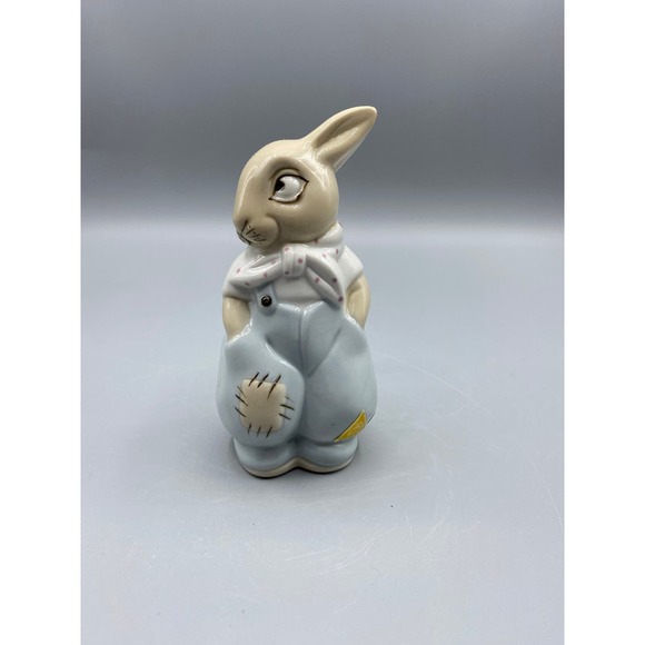 Peter Rabbit Royal Dux Bohemian Porcelain Boy Rabbit/Bunny Figurine - Picture 1 of 9